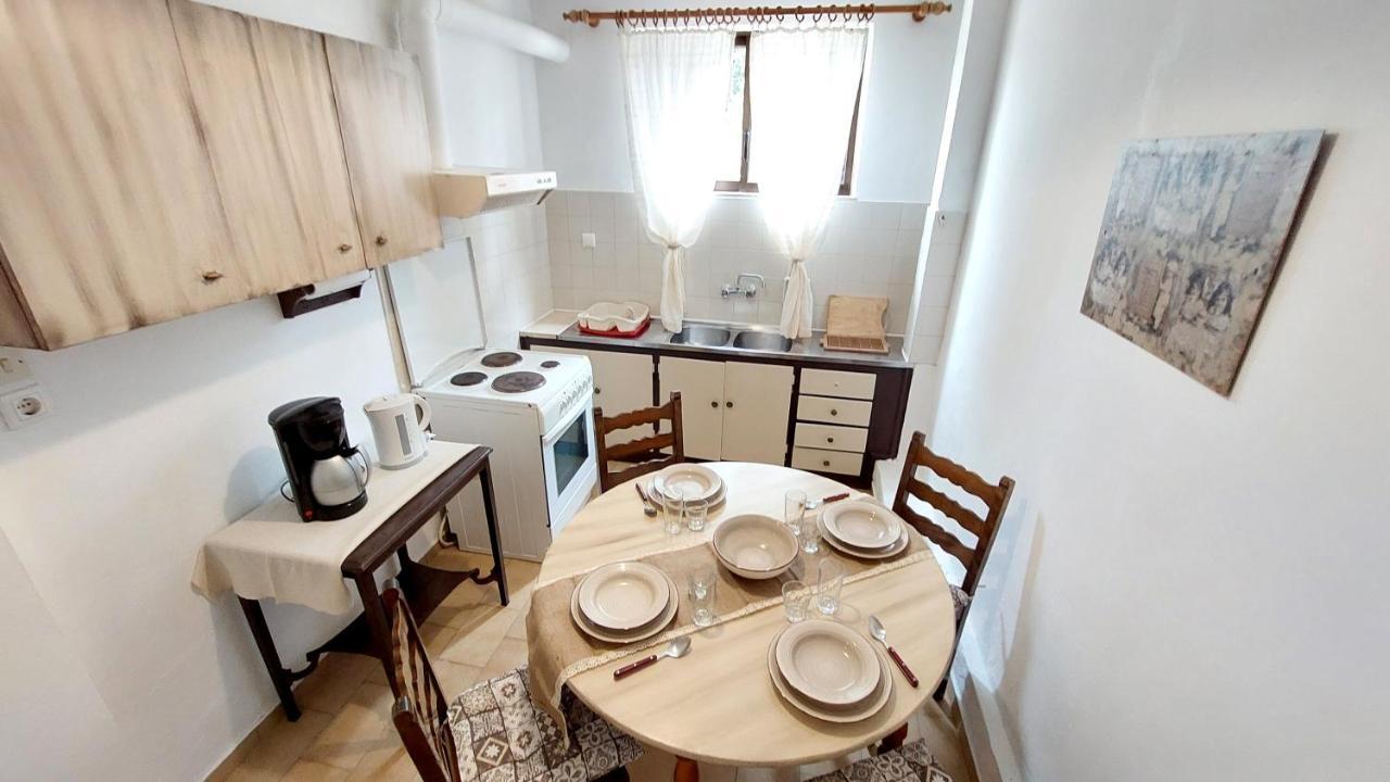 Lourantos Studios & Apartments Vathy  Dış mekan fotoğraf