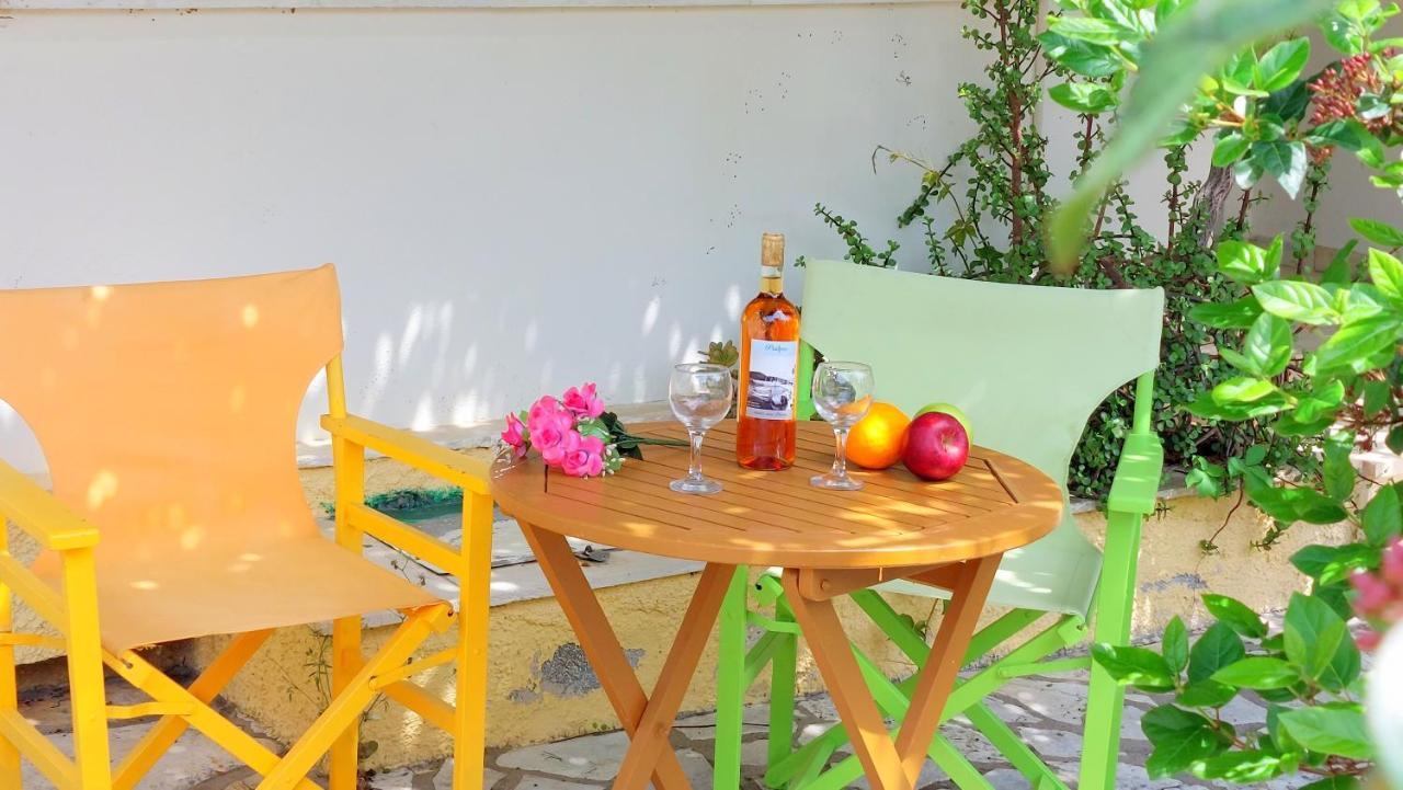Lourantos Studios & Apartments Vathy  Dış mekan fotoğraf