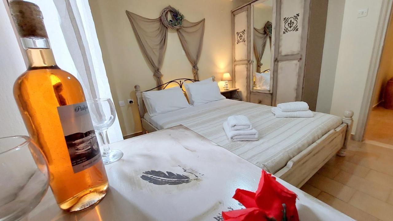 Lourantos Studios & Apartments Vathy  Dış mekan fotoğraf
