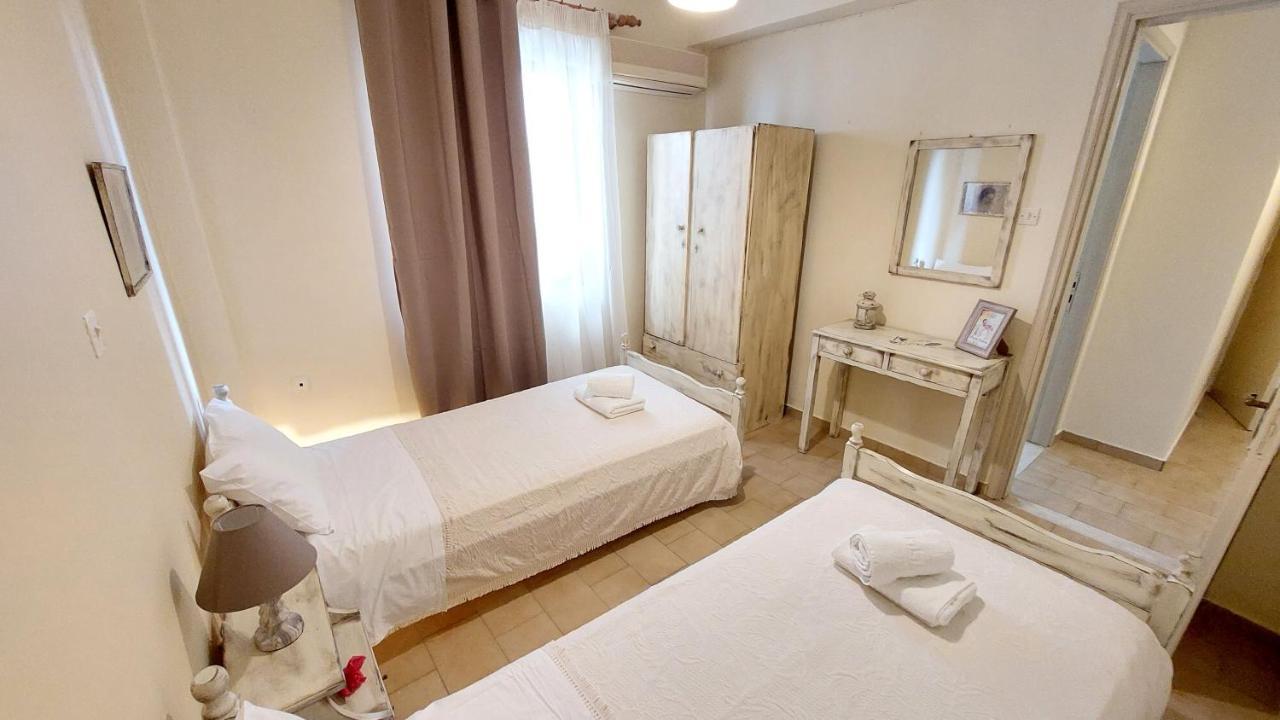 Lourantos Studios & Apartments Vathy  Dış mekan fotoğraf
