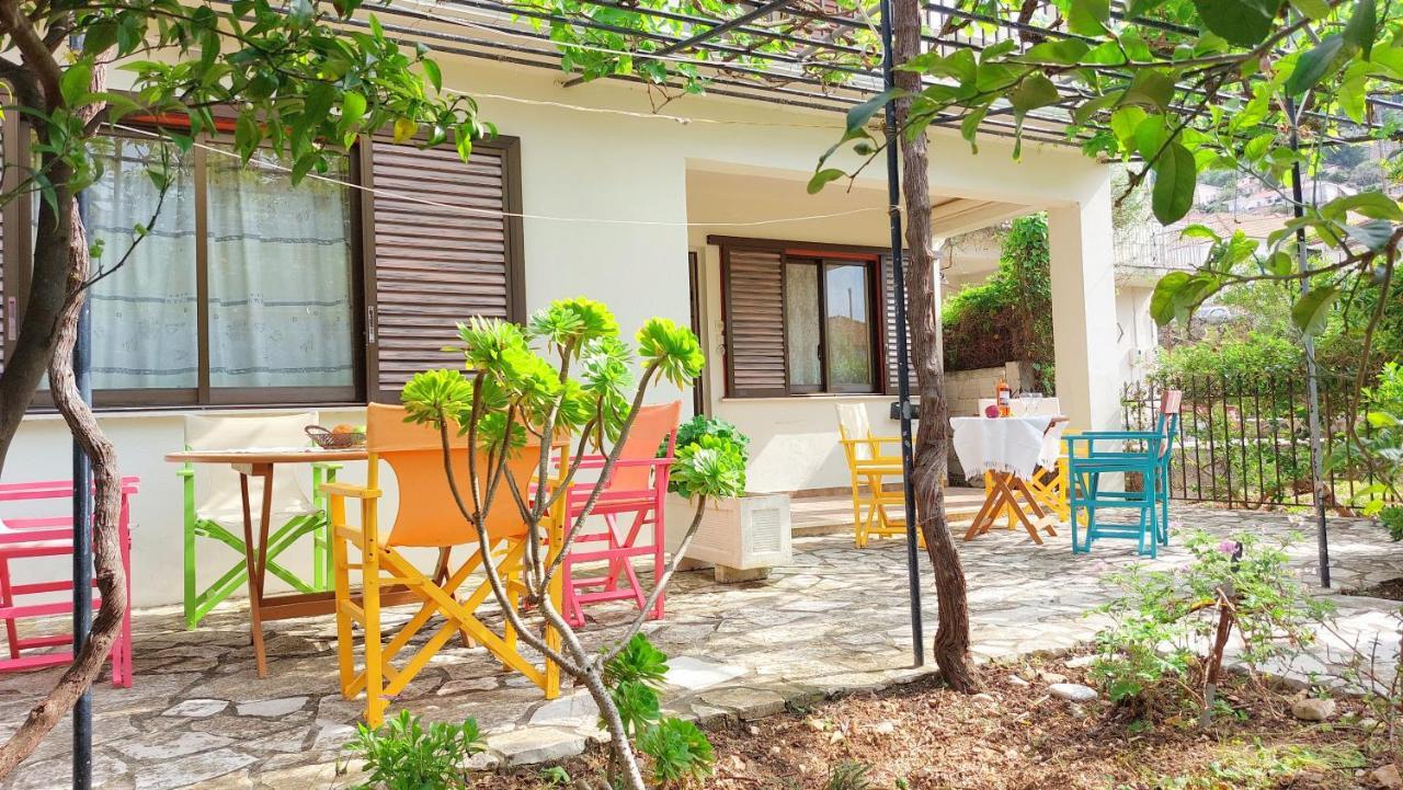 Lourantos Studios & Apartments Vathy  Dış mekan fotoğraf