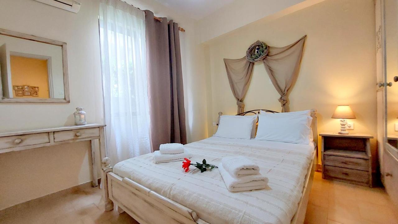 Lourantos Studios & Apartments Vathy  Dış mekan fotoğraf