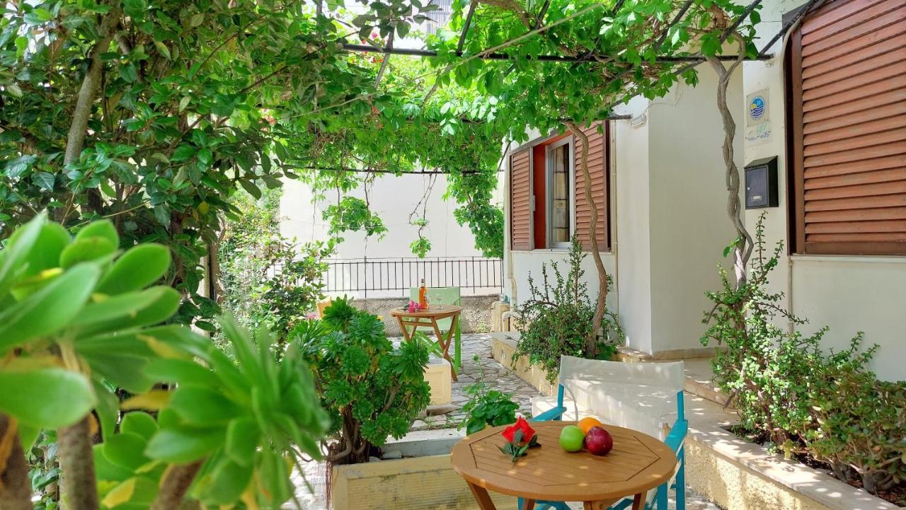 Lourantos Studios & Apartments Vathy  Dış mekan fotoğraf