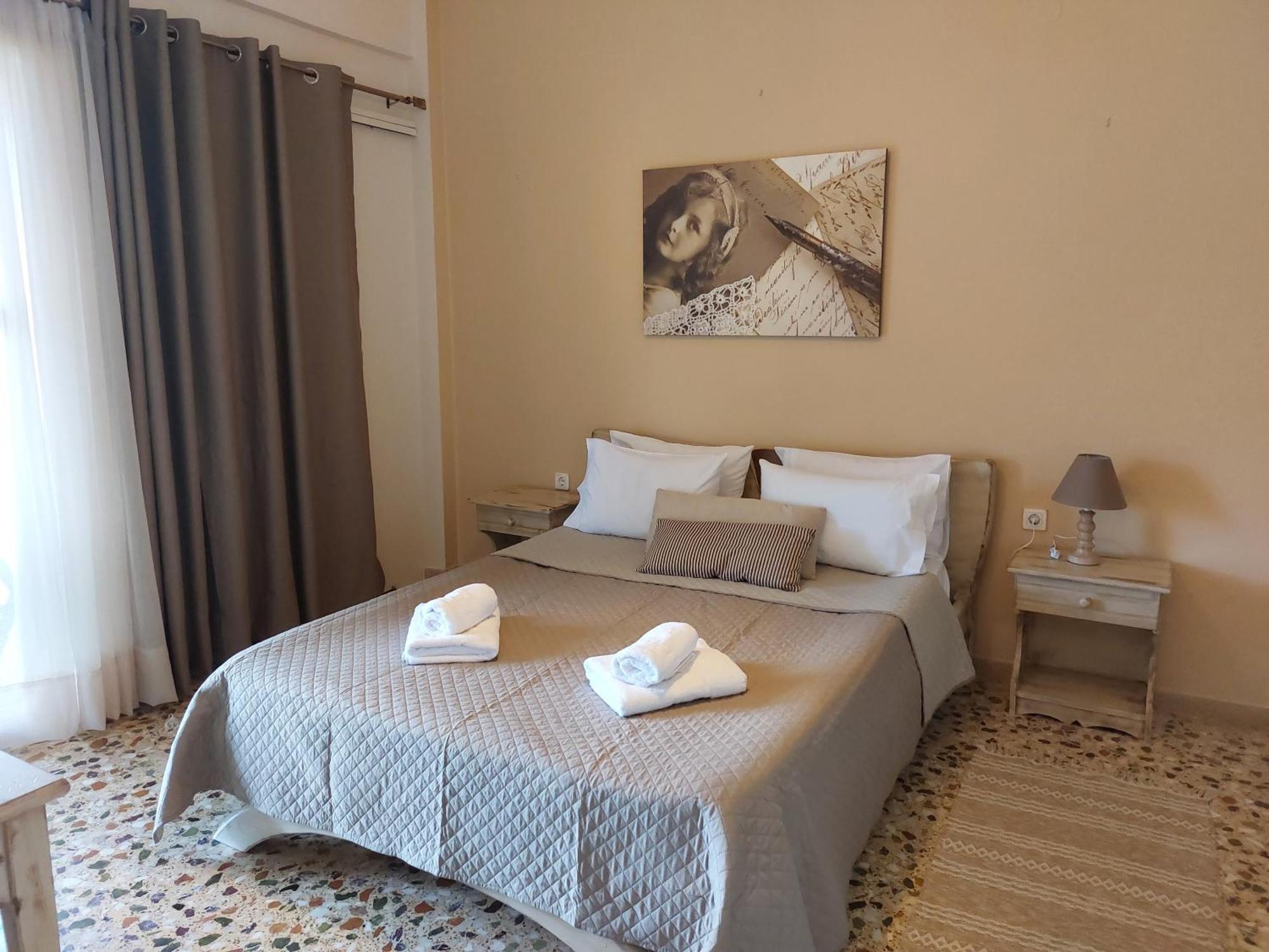 Lourantos Studios & Apartments Vathy  Dış mekan fotoğraf
