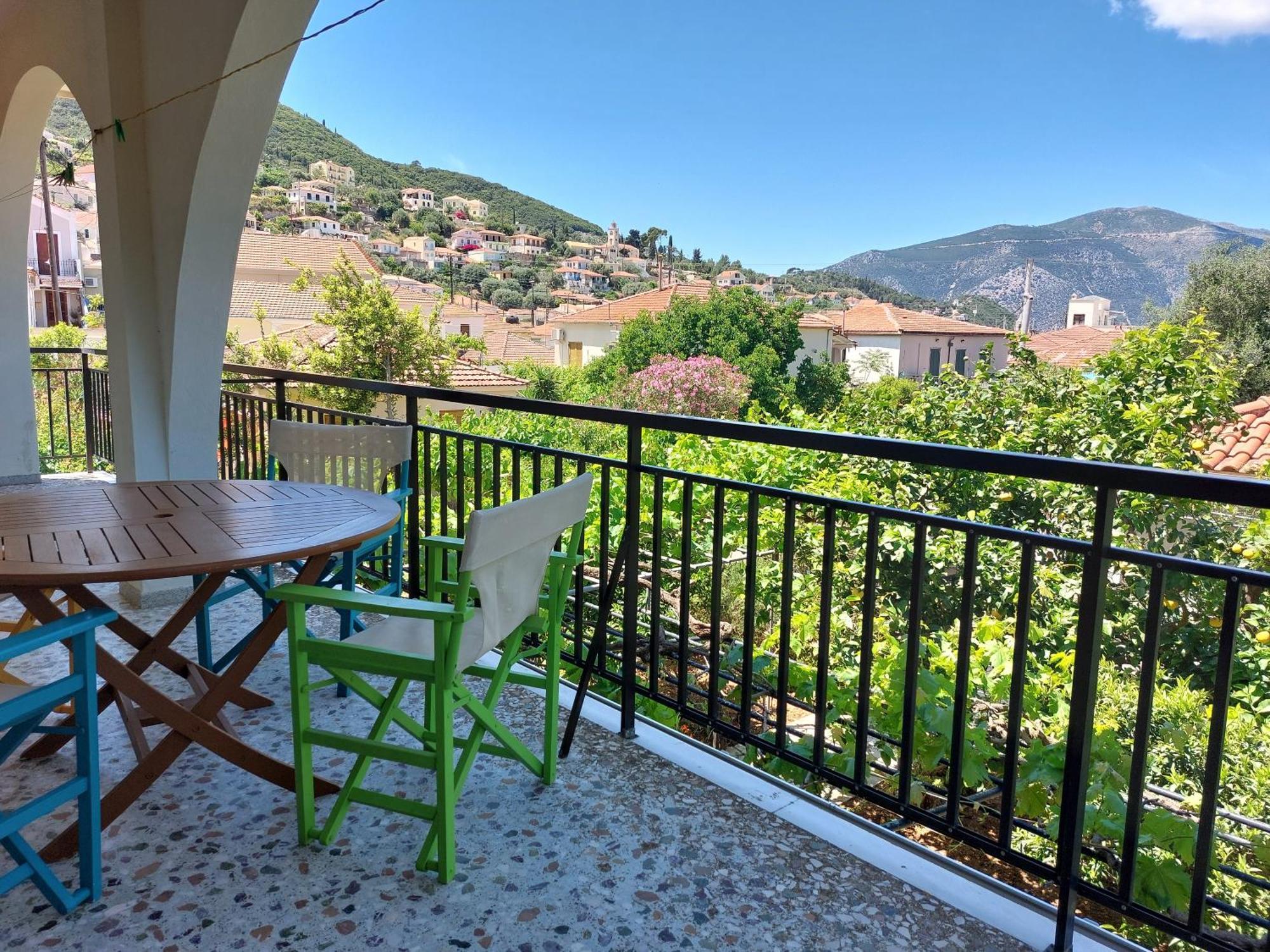 Lourantos Studios & Apartments Vathy  Dış mekan fotoğraf